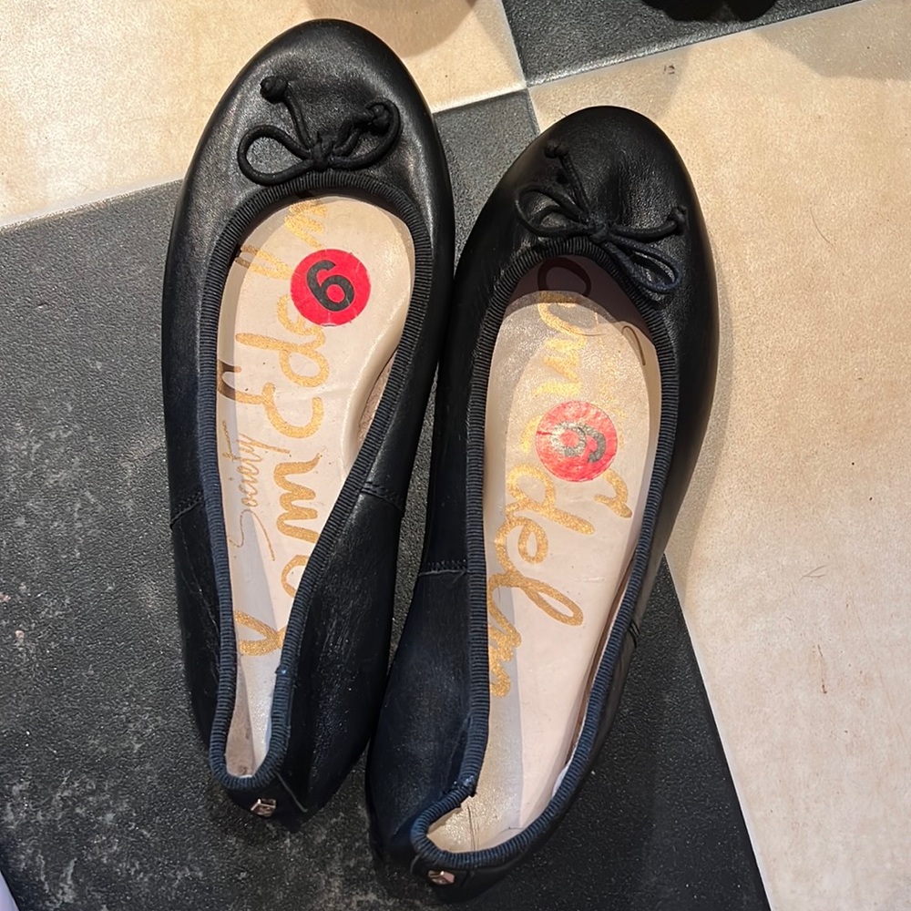 Sam Edelman size 6 ballet flats.  Never worn